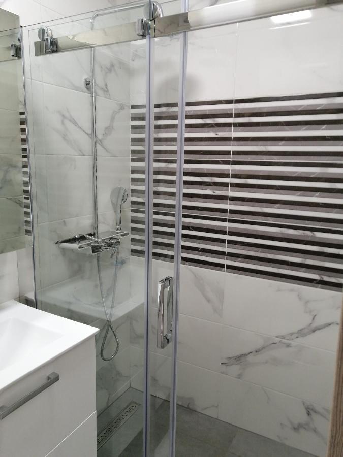 Evita Apartment Karlovac Luaran gambar